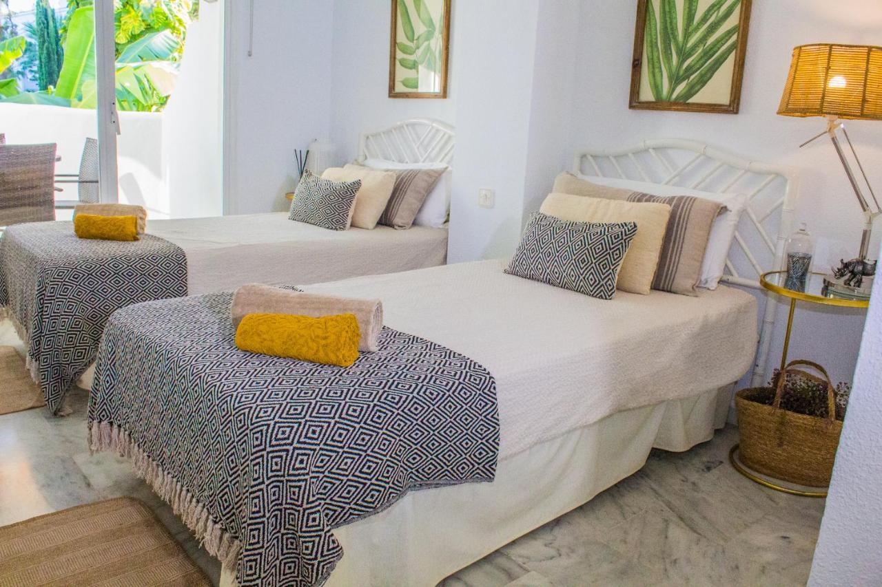 Benalgolf Lovely Apartment In Benalmadena With Sea Views, Excellent Wifi Connection, Private Backyard With Bbq エクステリア 写真