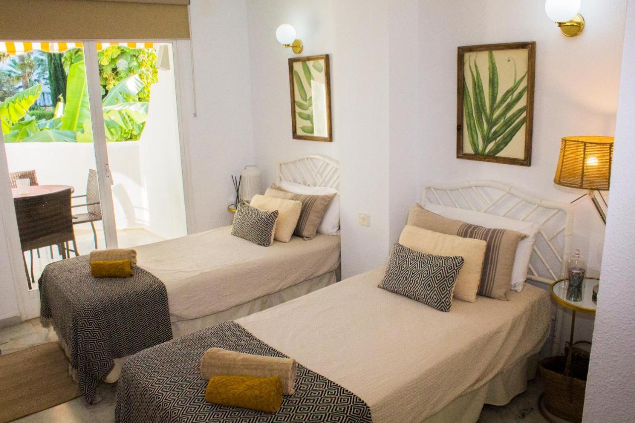 Benalgolf Lovely Apartment In Benalmadena With Sea Views, Excellent Wifi Connection, Private Backyard With Bbq エクステリア 写真